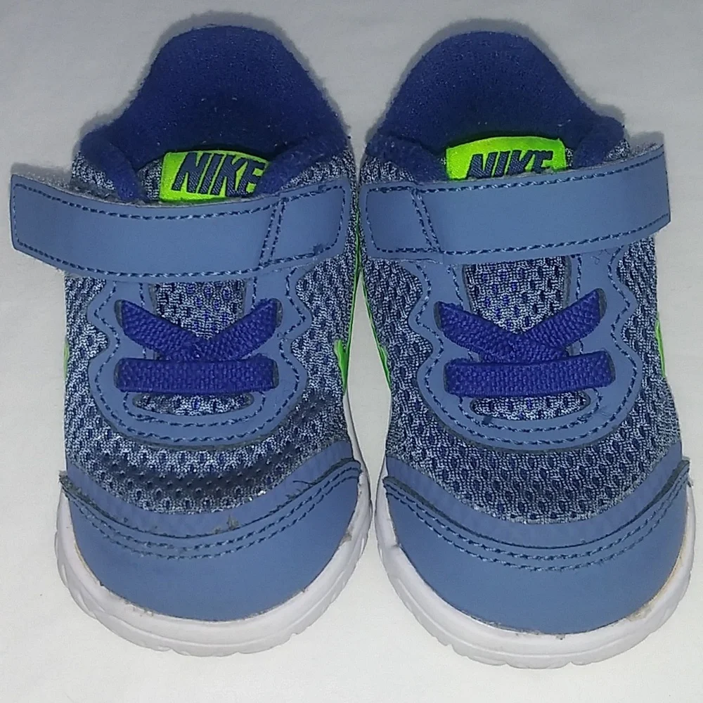 Nike Kids Blue and Green Sneakers